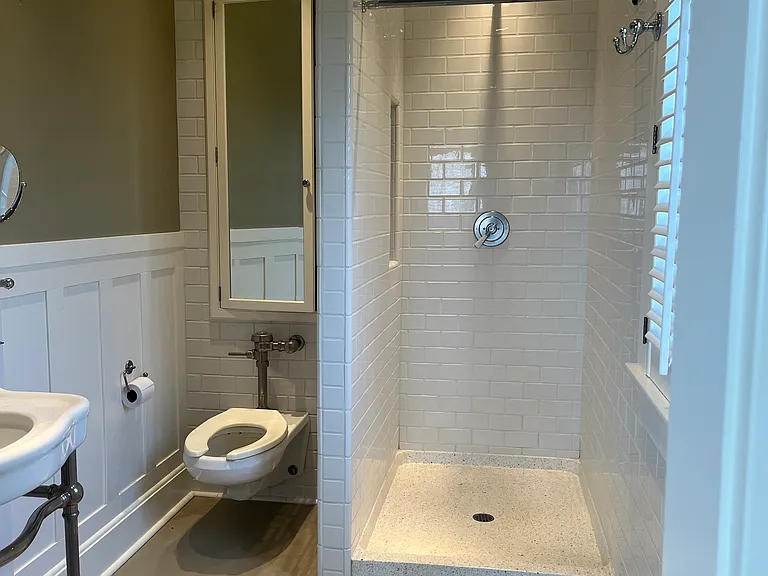Upstairs bathroom