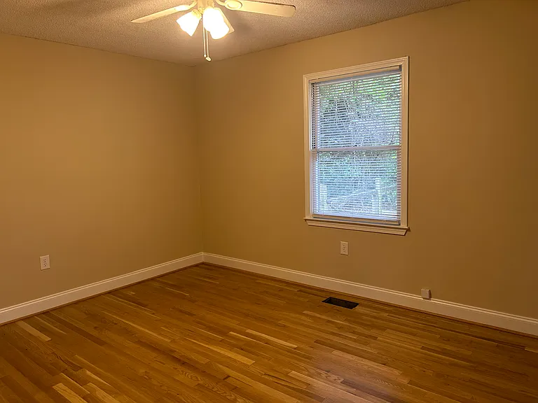 133 Clemson St — Photo 8