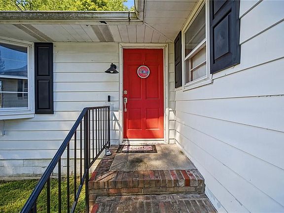 5th image of 7931 Tidemill Rd
