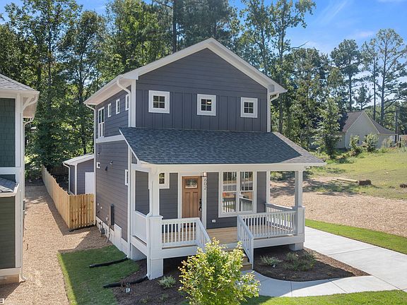 3rd image of 602 Hemlock Ave