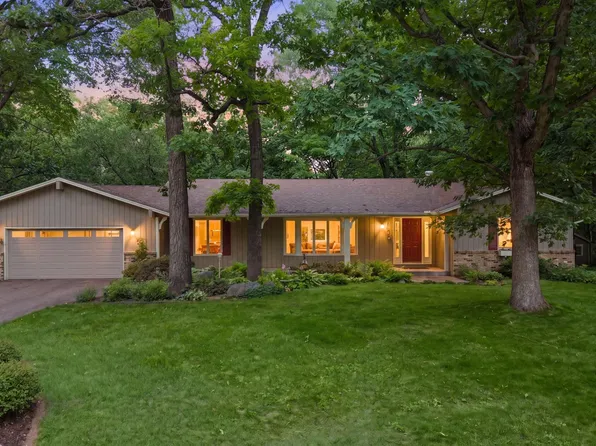 8001 Pennsylvania Rd, Bloomington, MN 55438