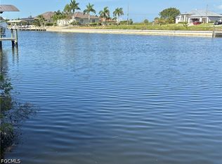 1522 NW 40th Pl, Cape Coral, FL 33993