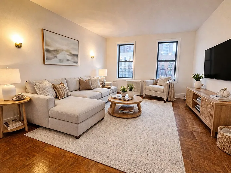 1005 Walton Ave #4F — Photo 1