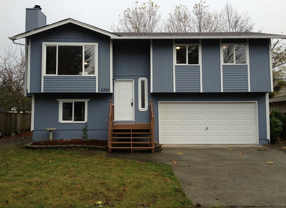 1st image of 5300 107th St NE