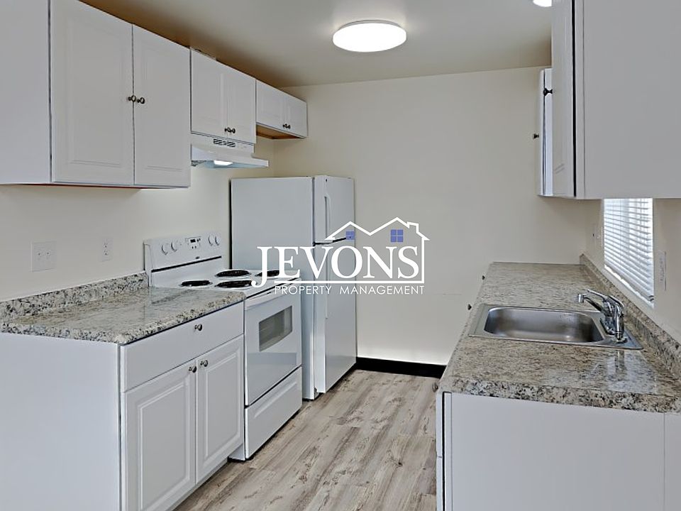 1st image of 311 N 6th St APT 2