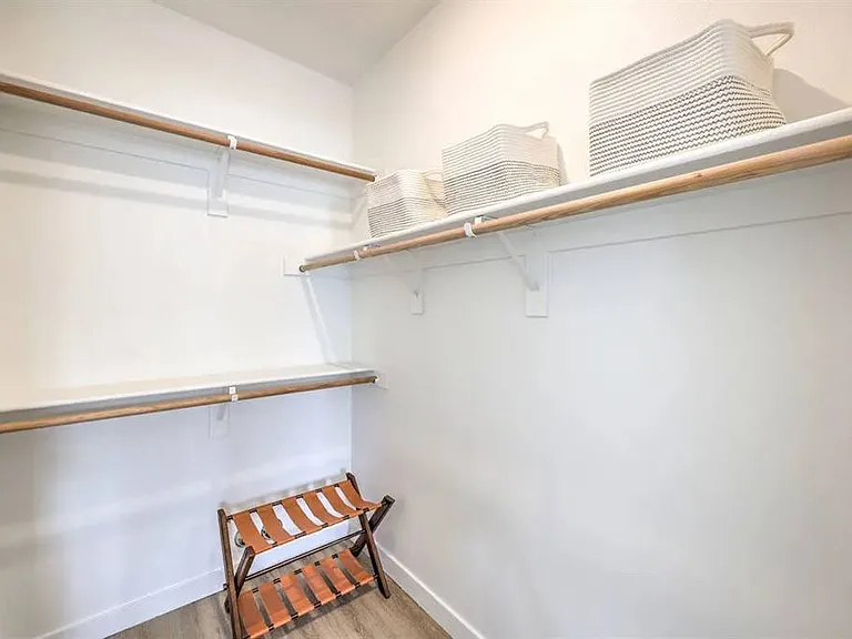 Walk In Closet