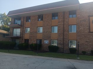550 Michigan City Rd APT 3A, Calumet City, IL