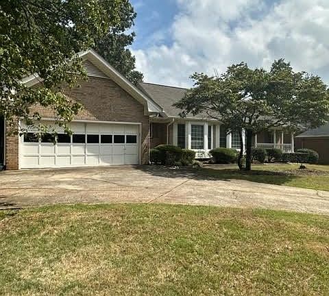 2nd image of 794 Austin Ct