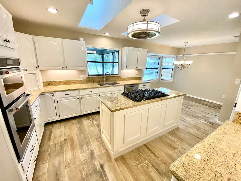 401 Crystal Lake Dr
