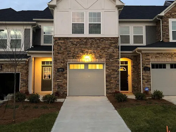 5856 Clan Maclaine Dr, Charlotte, NC 28278