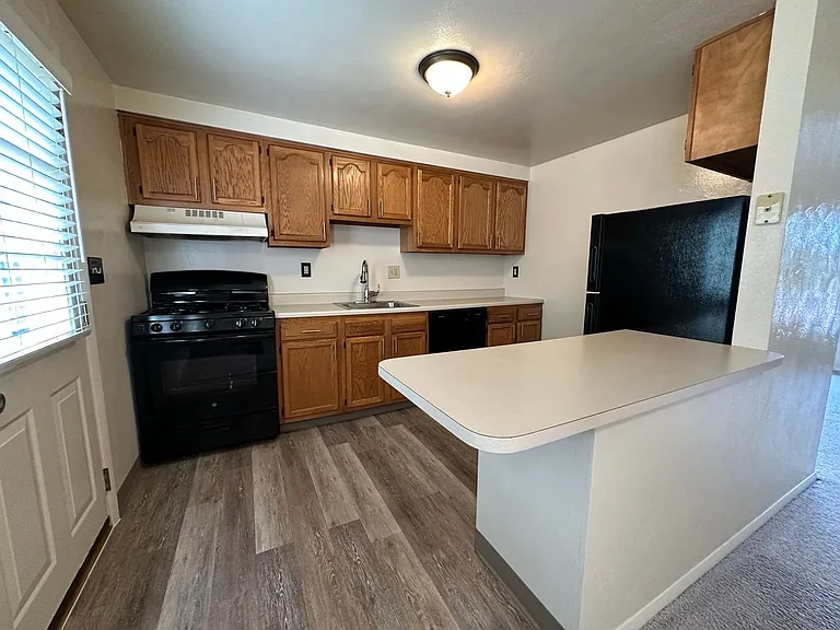 450 Mower Dr #C — Photo 1