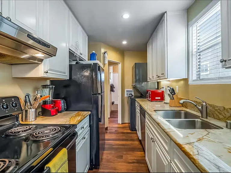 746 Yarmouth Ct #746 — Photo 7