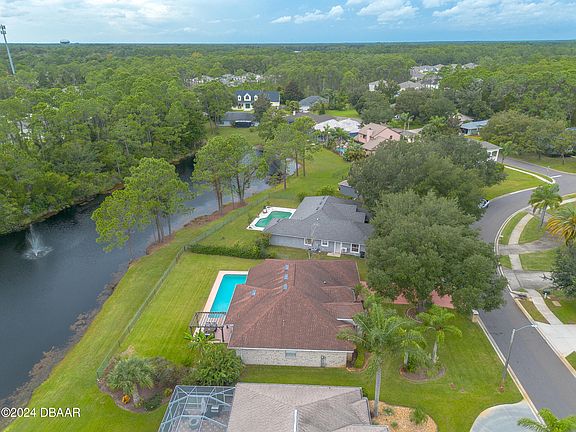 4th image of 12 Greenvale Dr