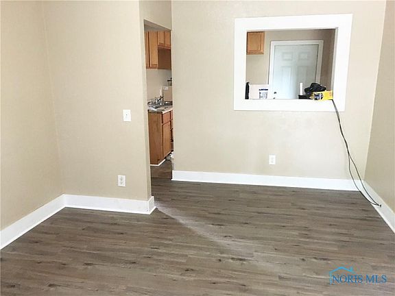4th image of 207 Whittemore St