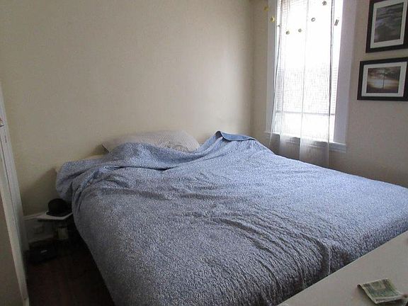 3rd image of 46 Wallis St #2