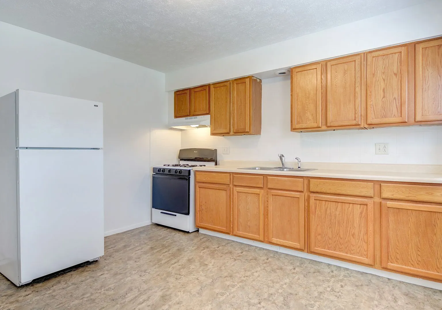 Arcadia Apartments — Photo 3