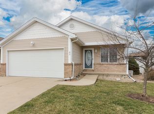 62 Astoria Way, Bloomington, IL