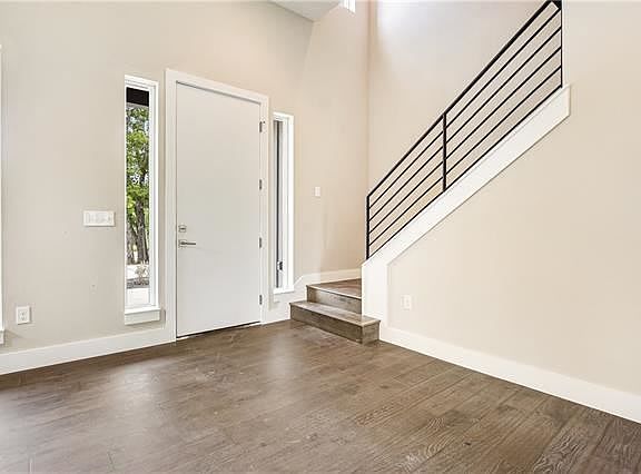 3rd image of 3205 E 51st St