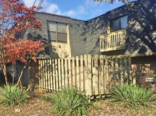 9000 Creekside Ln APT D, Knoxville, TN 37923