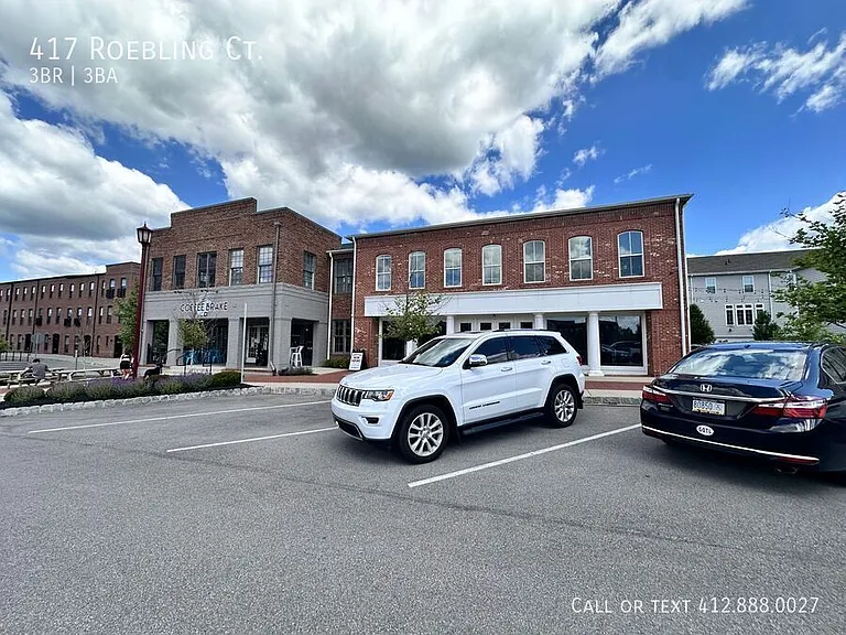 417 Roebling Ct — Photo 36