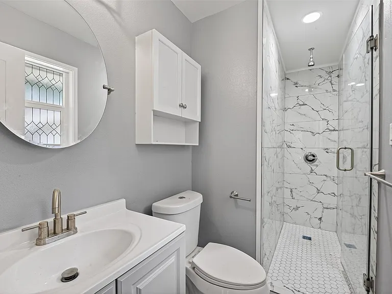 11226 Huggins Dr — Photo 32