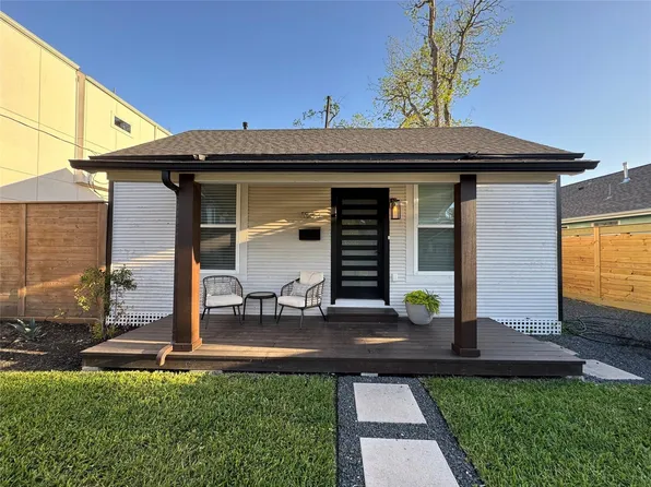 1033 Adele St, Houston, TX 77009