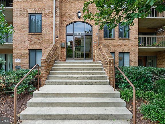 2nd image of 11419 Commonwealth Dr APT 302