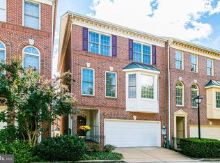 2511 Hunton Pl, Alexandria, VA 22311