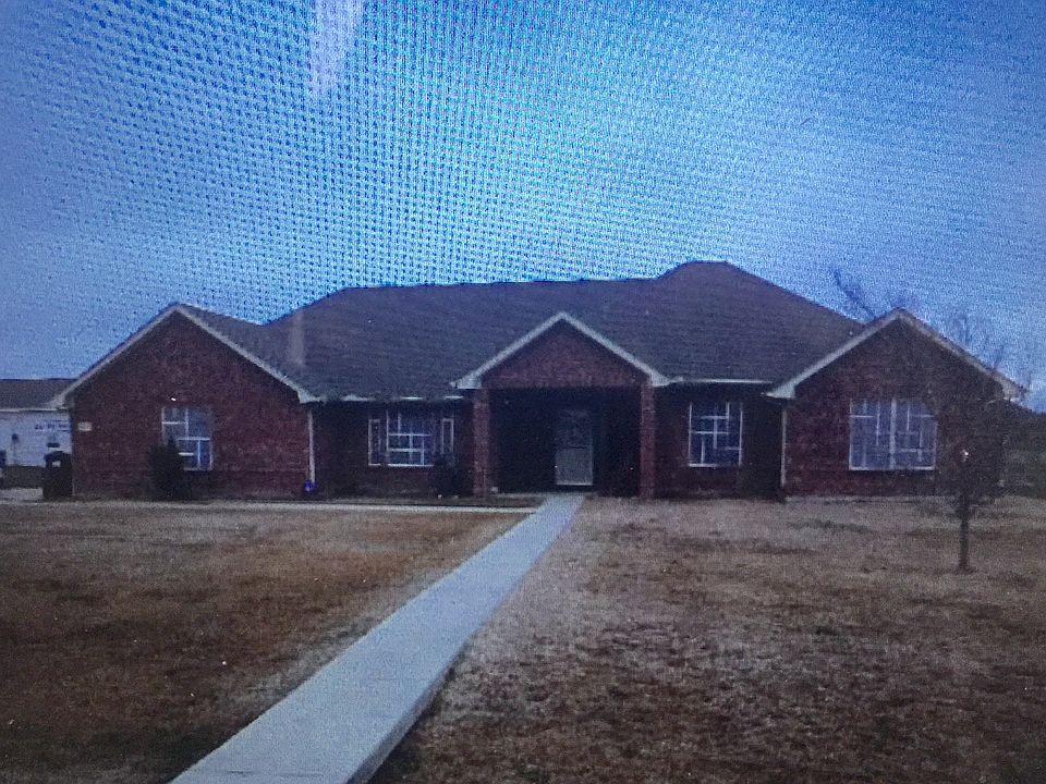 1st image of 1916 Assembly Rd