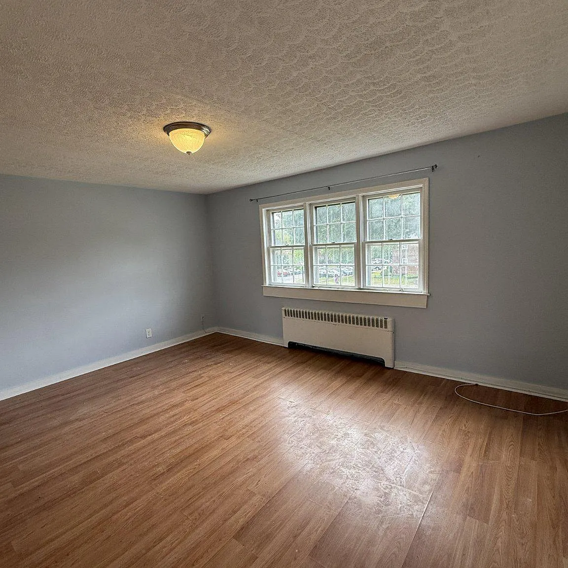 2 bed, 1.0 bath, 944 sqft, $1,850 — Photo 2