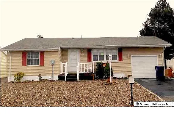 19 Hunter Dr photo 1