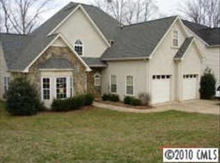 5120 Eagle Creek Dr, Charlotte, NC 28269
