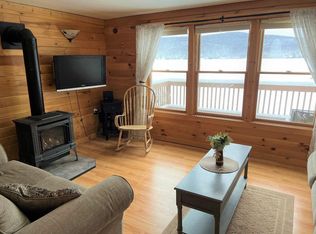 426 Lake Rd, Chateaugay, NY 12920