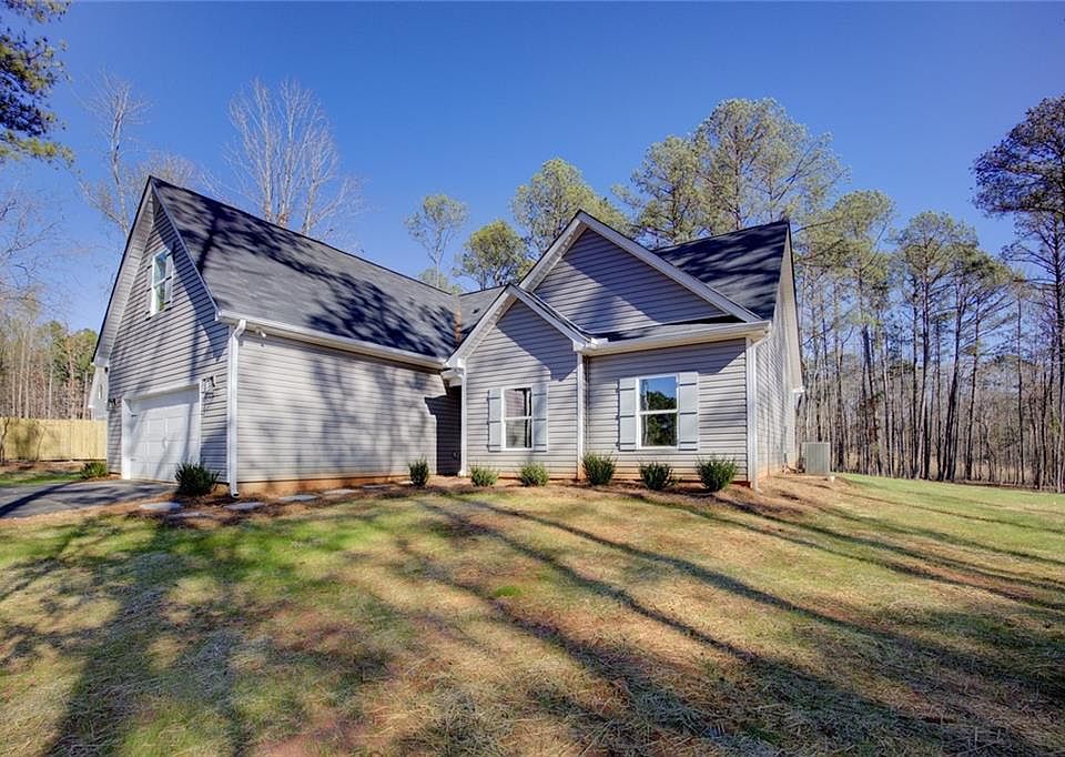 1st image of 97 Malcom Rd