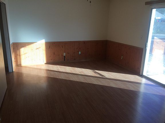 2nd image of 1748 S Rogers Cir
