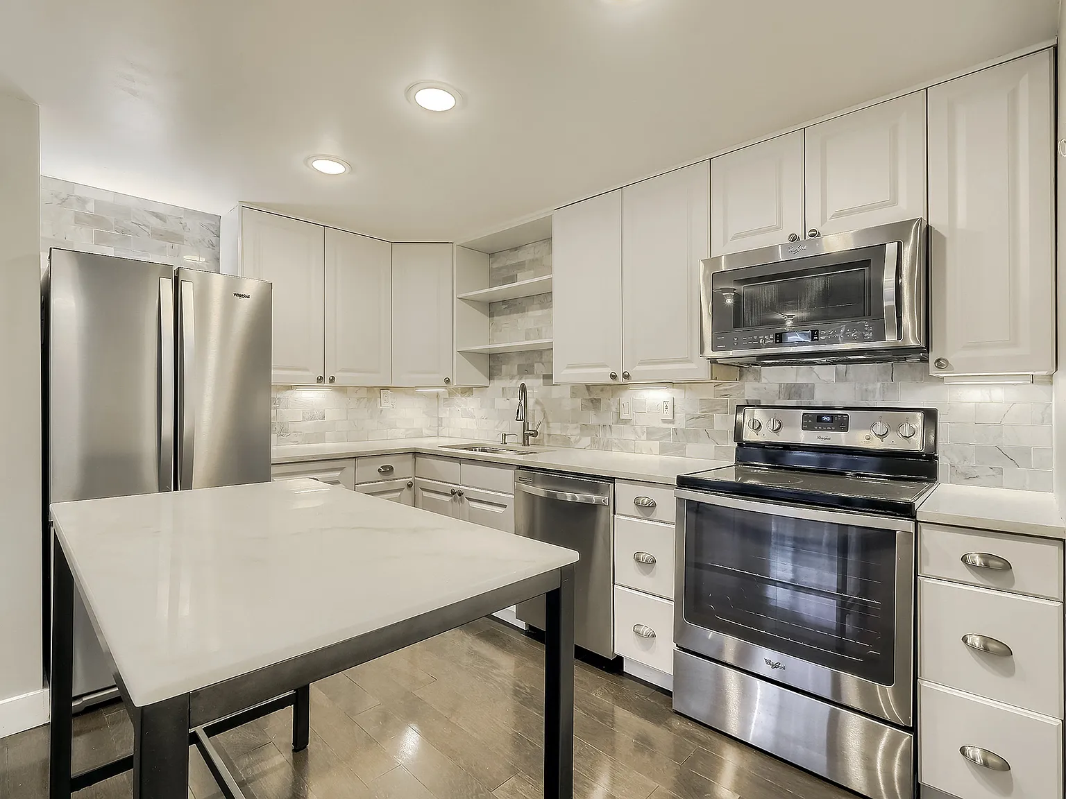 1 bed, 590 sqft, $1,585 — Photo 4