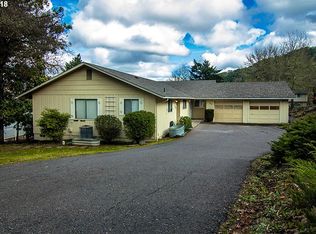 955 W Fromdahl Dr, Roseburg, OR 97471