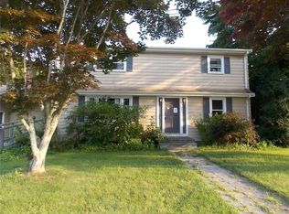 35 Dion Ave, Tiverton, RI 02878