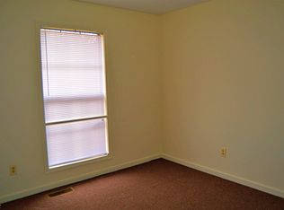 1032 Brookview Dr APT 14, Franklin, KY 42134