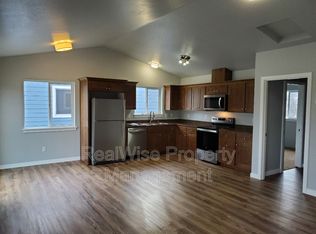 224 Cheryl Ln APT 5, Phoenix, OR 97535