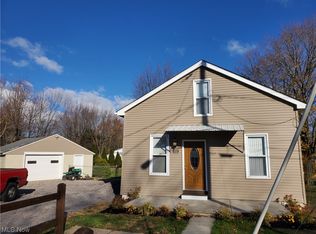 619 Harriet St, Lorain, OH 44055