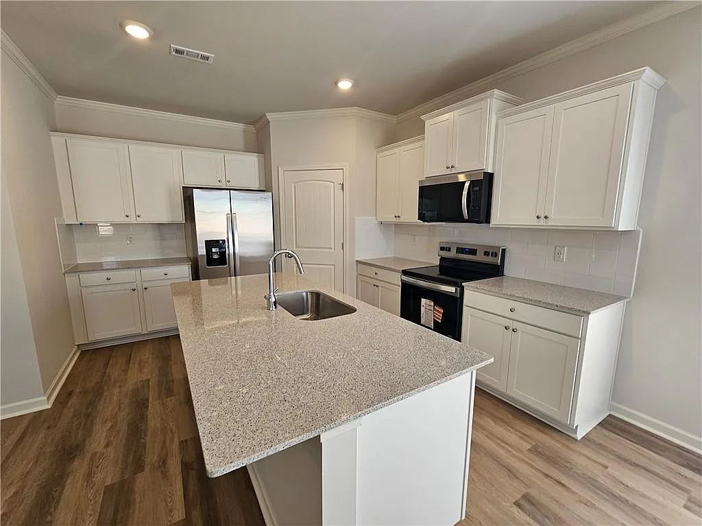 3 bed, 2.5 bath, 1877 sqft, $1,850 — Photo 4