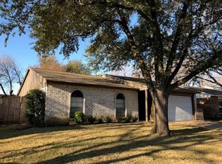 1801 Legend Dr, Garland, TX