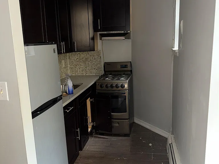 211 W 146th St #3E — Photo 1