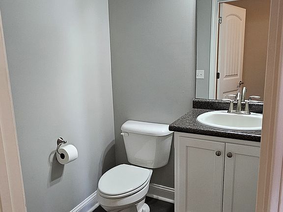 4th image of 912 Jena Ct