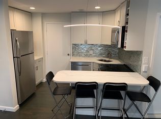 386 Commercial St APT 2D, Boston, MA 02109
