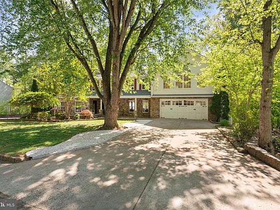2nd image of 12522 Spring Dr