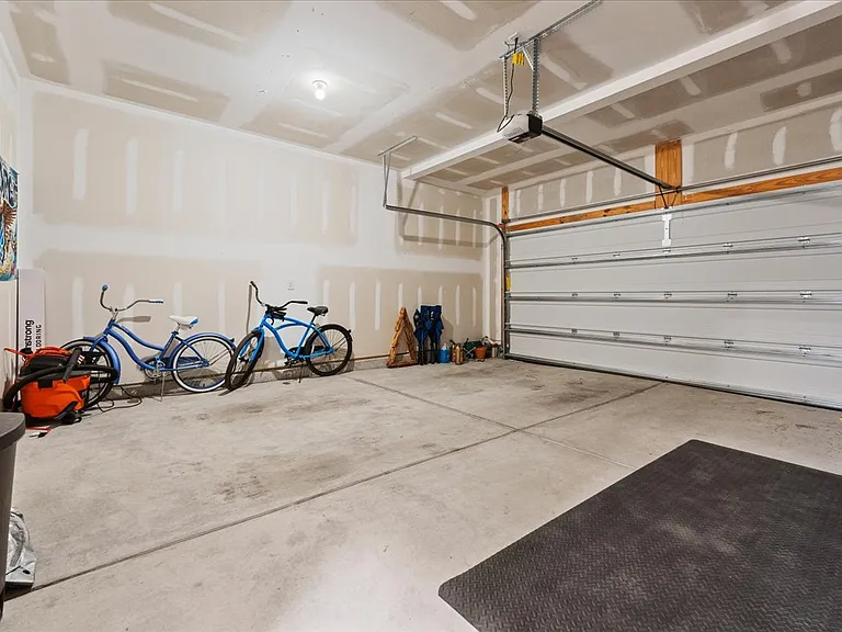 128 Caleb Ct — Photo 28