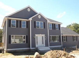 39 Beaverbrook Rd, Burlington, MA 01803