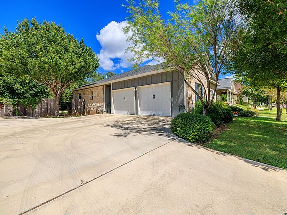 5th image of 2152 Amberstone